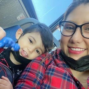 Meet your Posher, Roxy